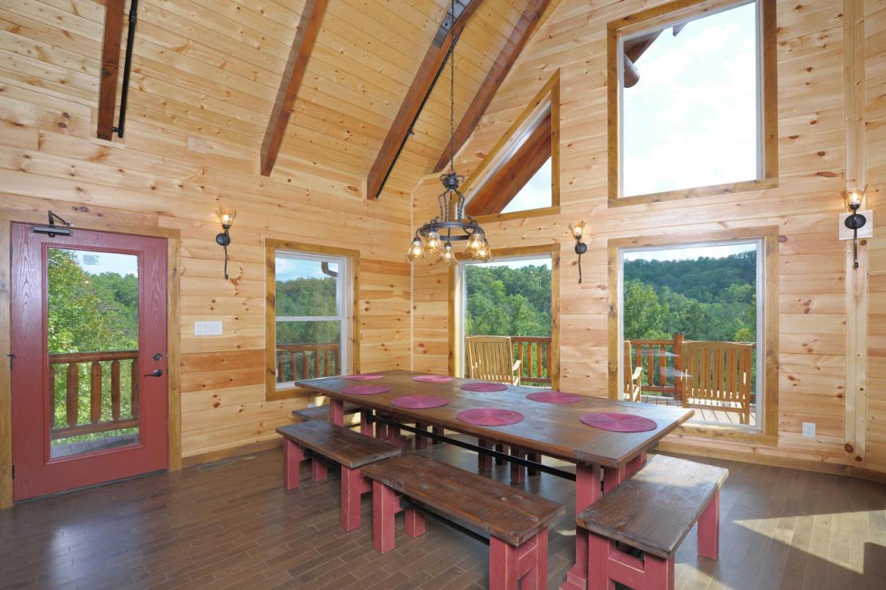 Ridge View Lodge Nature And Mountain View - Hot Tub - Firepit - Yard - Games Гатлинбург Экстерьер фото