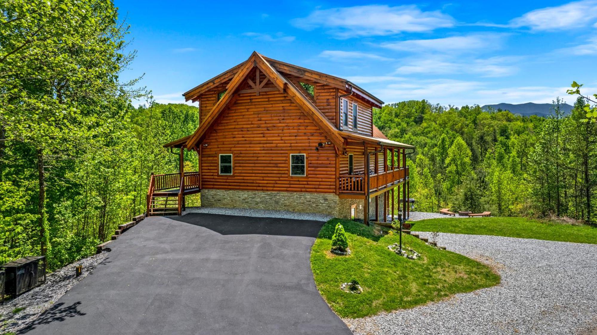 Ridge View Lodge Nature And Mountain View - Hot Tub - Firepit - Yard - Games Гатлинбург Экстерьер фото